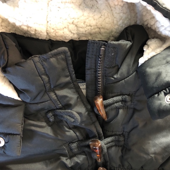 Old Navy Black Toddler girls coat size 2T - Picture 3 of 8